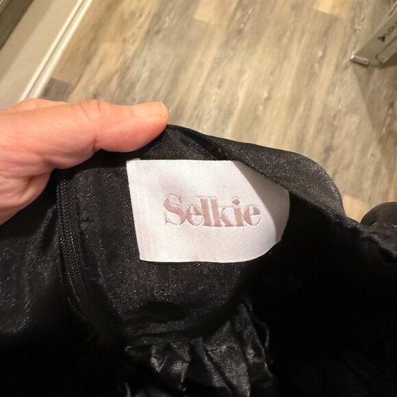 Selkie The Caviar Puff Dress Size M - Picture 3 of 4